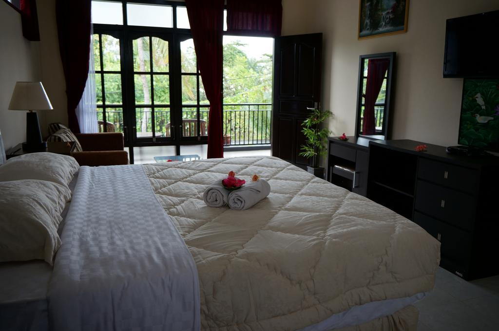 Hotel Angsoka Temukus Quarto foto