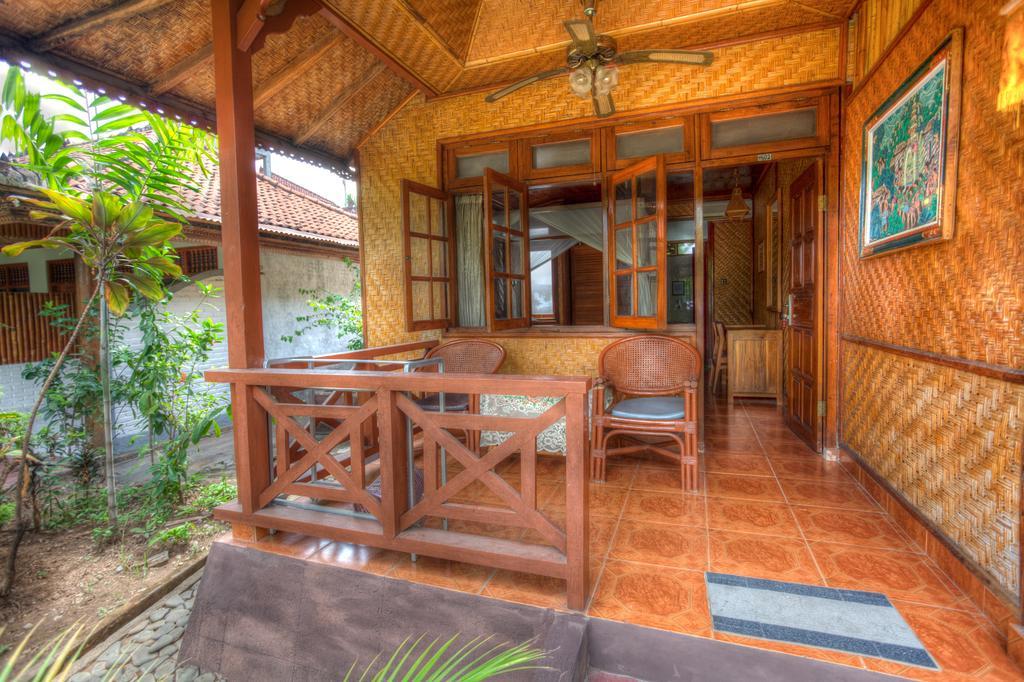 Hotel Angsoka Temukus Quarto foto