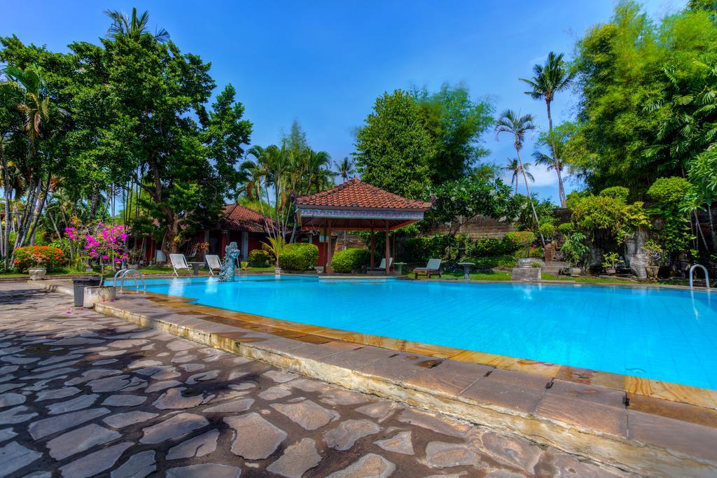 Hotel Angsoka Temukus Exterior foto